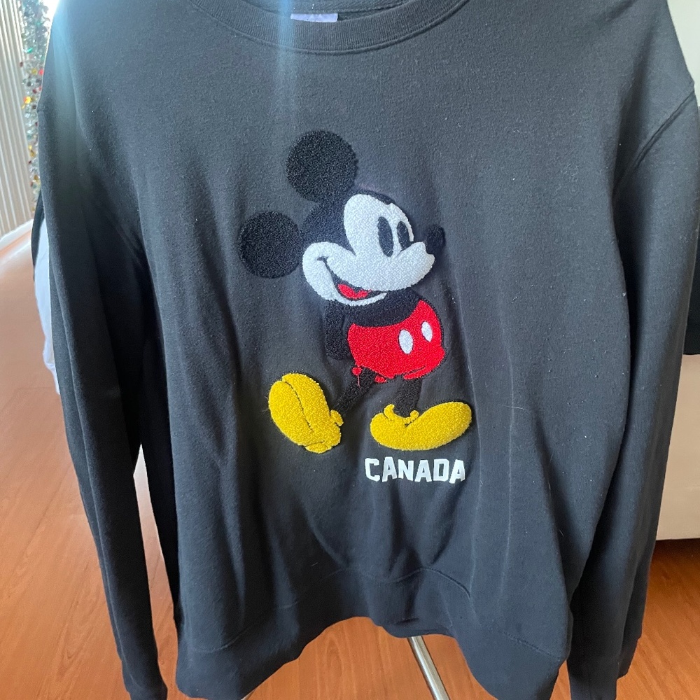 Canada Mickey Sweater